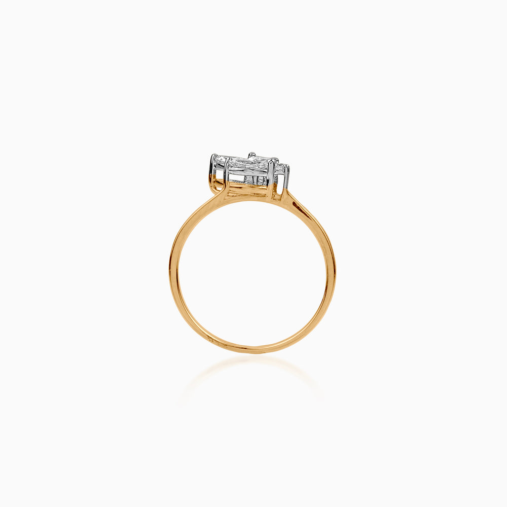 Gold ring with diamond cluster in white gold, side profile view