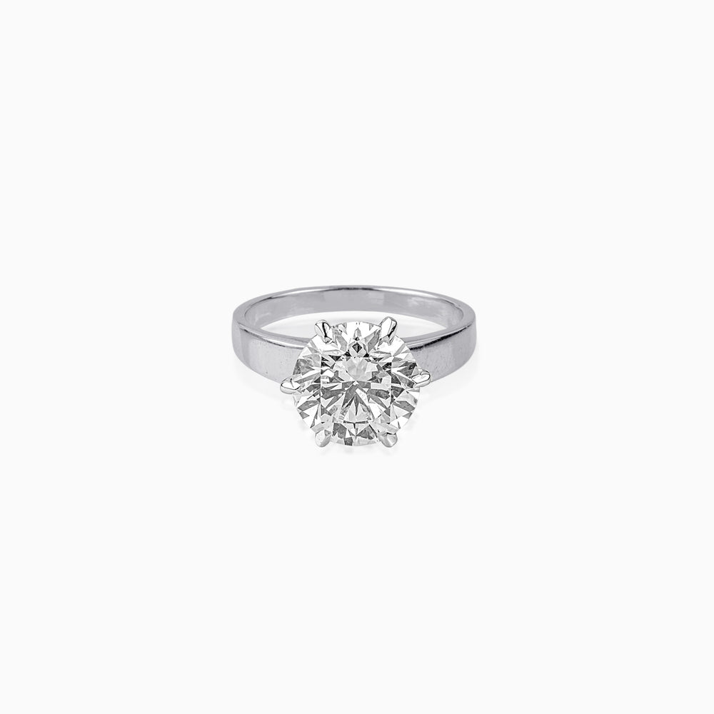 Solitaire diamond engagement ring with round brilliant cut stone in silver setting